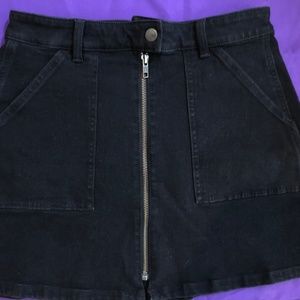 Madewell black denim skirt with zipper